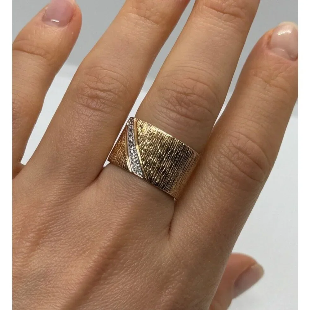 925 STERLING SILVER GOLD PLATED  CZ RING SIZE 7